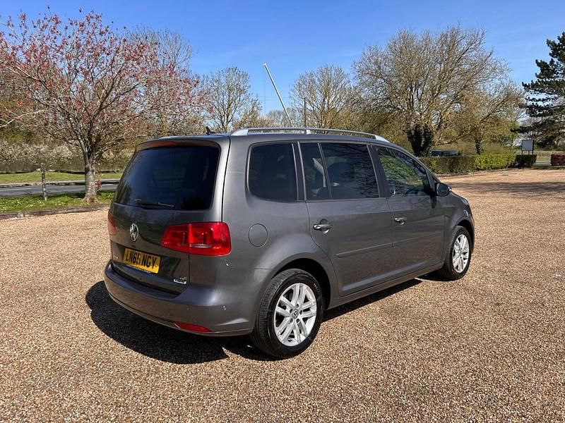 Used VW Touran SE 105 HP (77 kW) 2015 Grey MPV