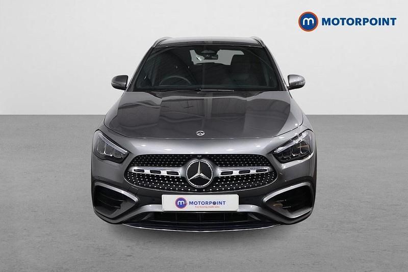 Used Mercedes GLA200 Executive 163 HP (119 kW) 2025 Grey SUV