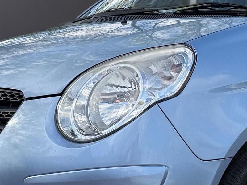 Second-hand Kia Picanto 64 CP (47 kW) 2009 Albastru Hatchback