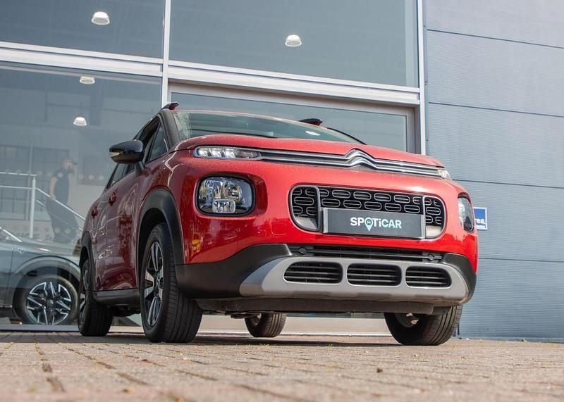 Used Citroën C3 Aircross PureTech 108 HP (79 kW) 2021 Red SUV
