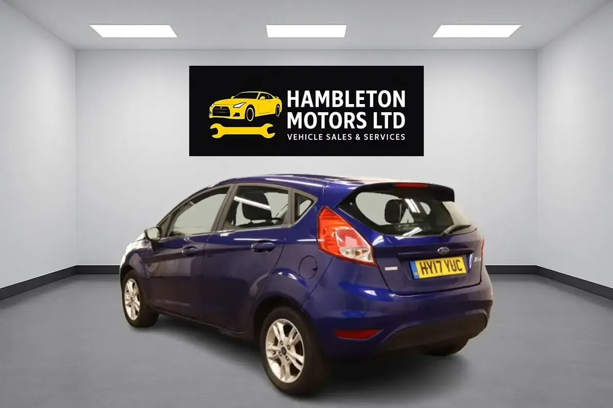 Used Ford Fiesta Zetec 2017 Blue Hatchback