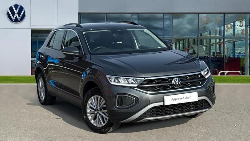 Used VW T-Roc Life 150 HP (110 kW) 2025 Indium grey metallic SUV