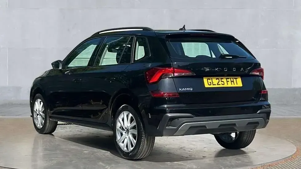 Used Skoda Kamiq SE 95 HP (69 kW) 2025 Black SUV