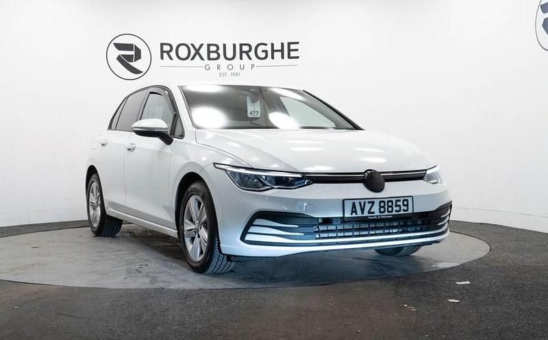 Used VW Golf VIII Life 110 HP (80 kW) 2023 White Hatchback
