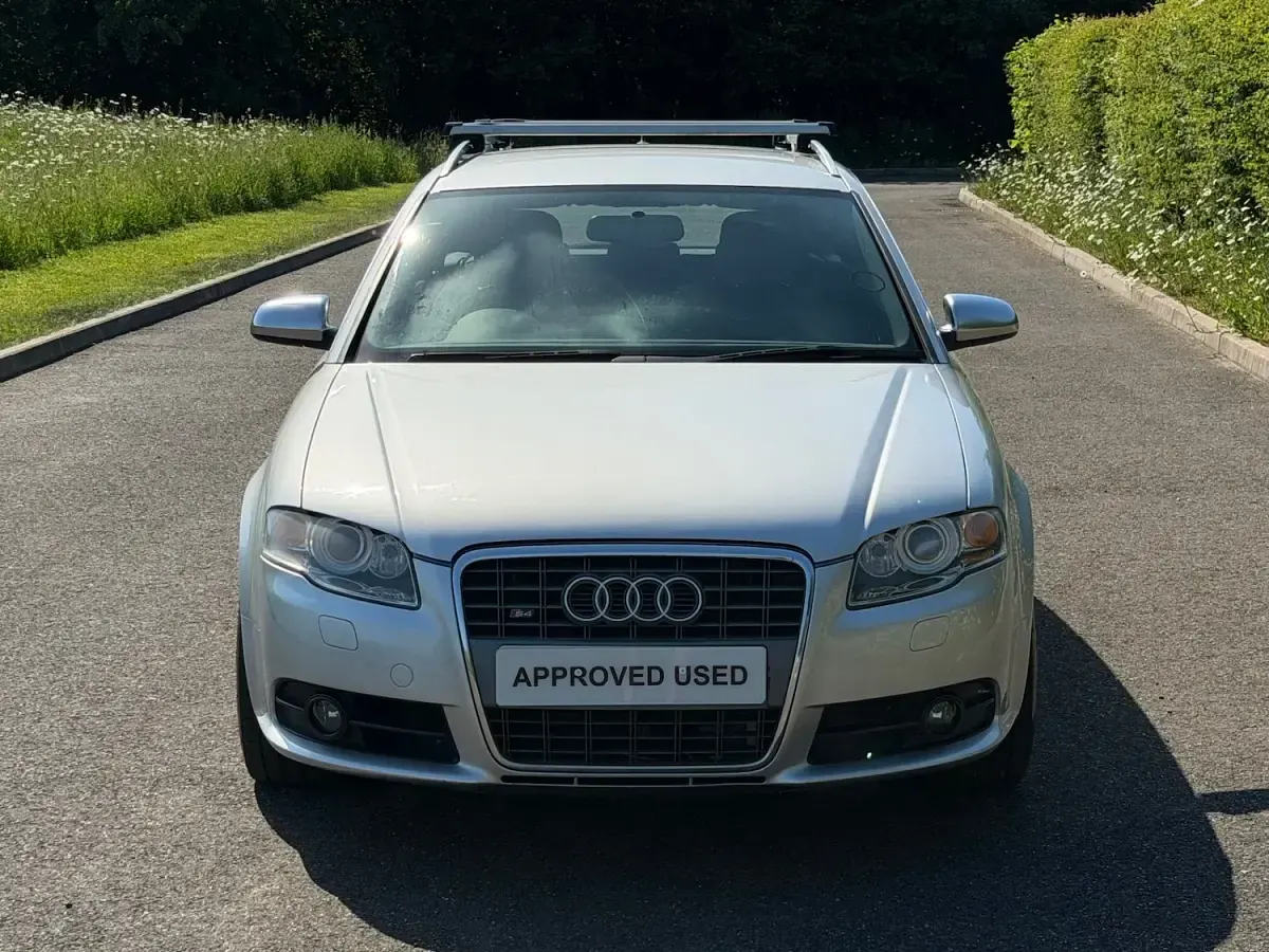 Used Audi A4 339 HP (249 kW) 2005 Silver Estate