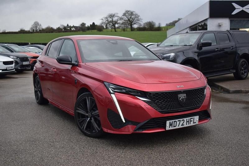 Gebraucht Peugeot 308 Premium 2022 Rot Kleinwagen