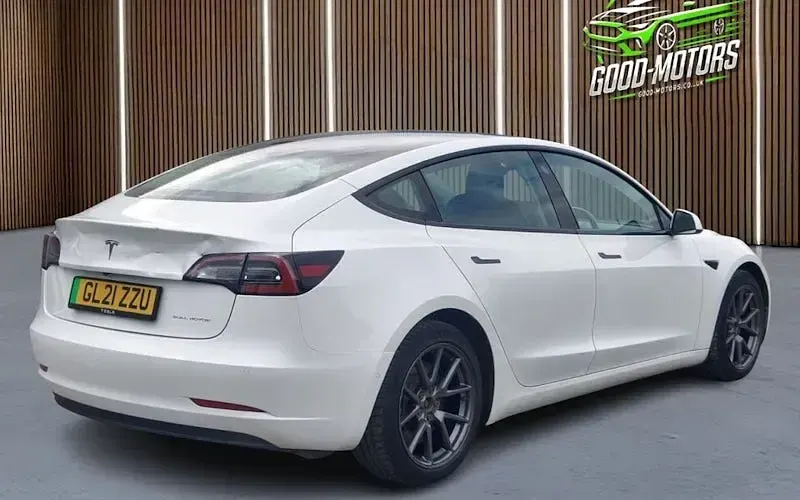 Used Tesla Model 3 Long Range AWD 366 kW (498 HP) 2021 White Sedan