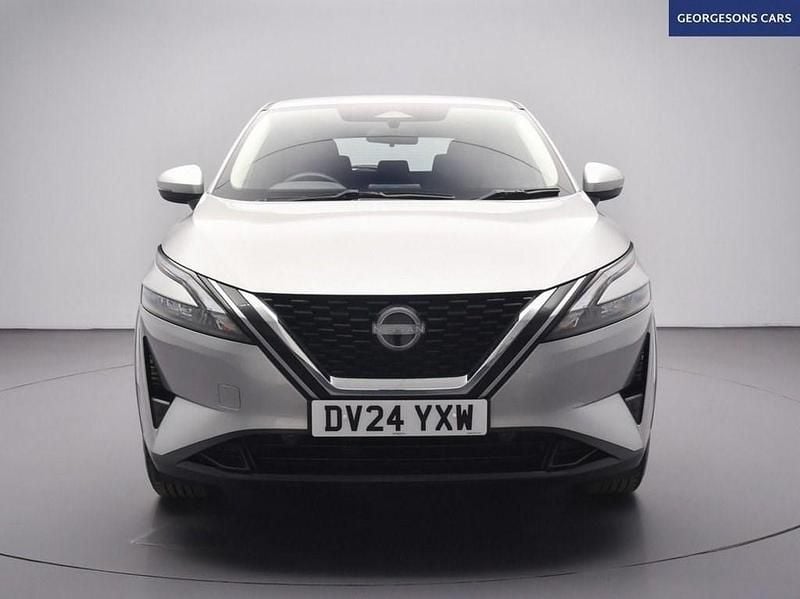 Used Nissan Qashqai Acenta Premium 158 HP (116 kW) 2024 Silver SUV
