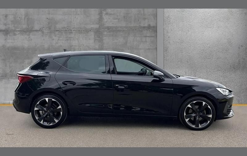 Used Cupra Leon 150 HP (110 kW) 2024 Black Hatchback