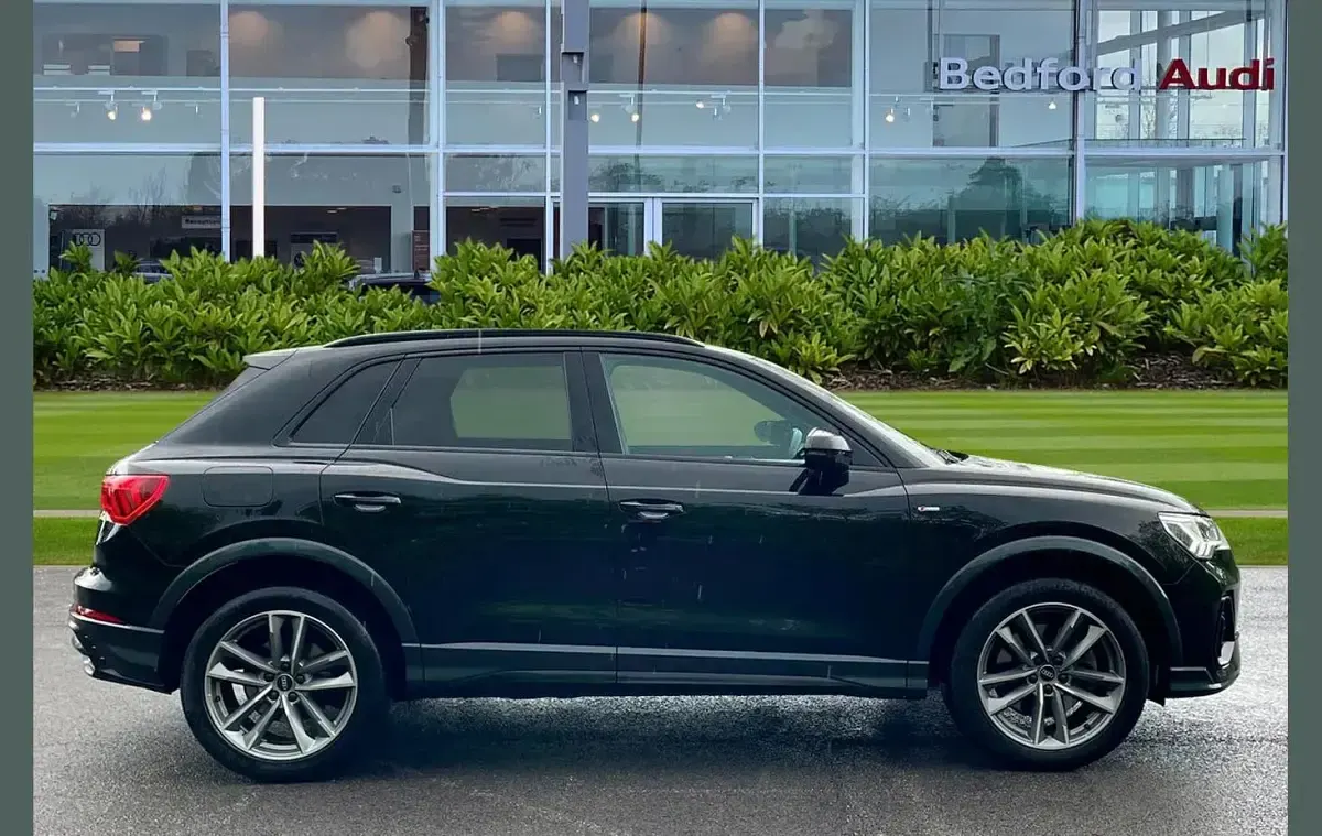 Used Audi Q3 Black Edition 196 HP (144 kW) 2022 Black SUV