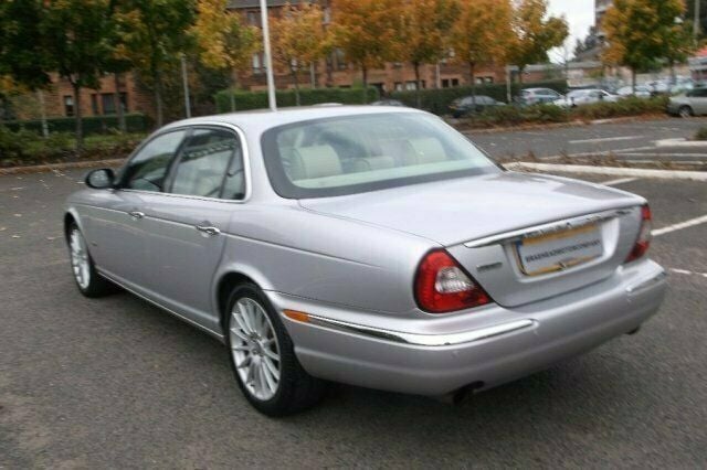 Used Jaguar XJ6 240 HP (176 kW) 2006 Sedan