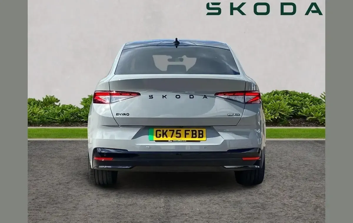 Used Skoda Enyaq iV SportLine 210 kW (286 HP) 2025 Grey SUV