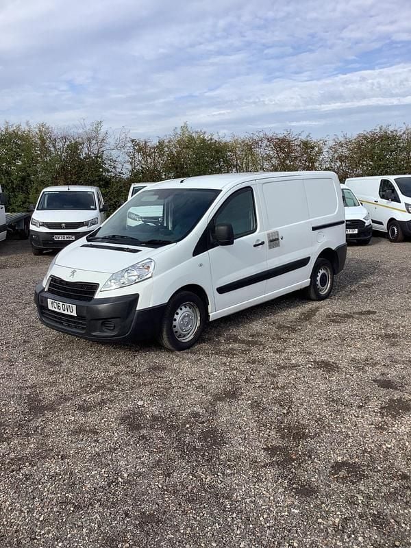 White Used 2016 Peugeot Expert Van | £2,450 (Super price) - Image 1/4