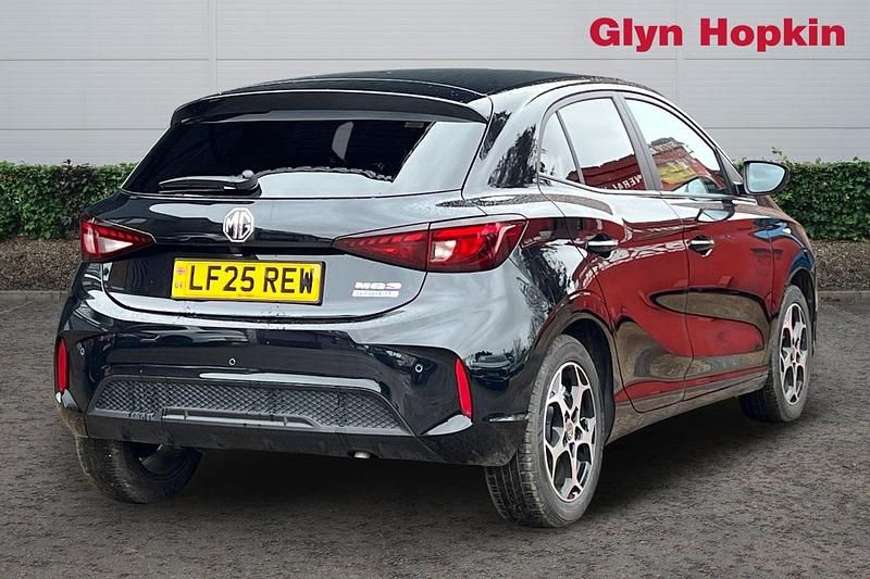 Used MG MG3 Trophy 194 HP (142 kW) 2025 Black Hatchback