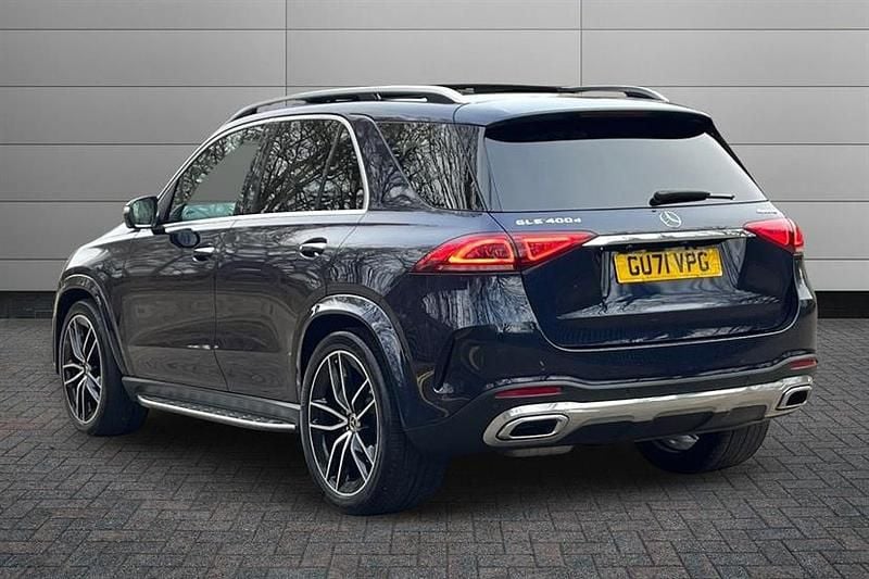 Used Mercedes GLE400 AMG line 330 HP (242 kW) 2021 Cavansite blue Estate