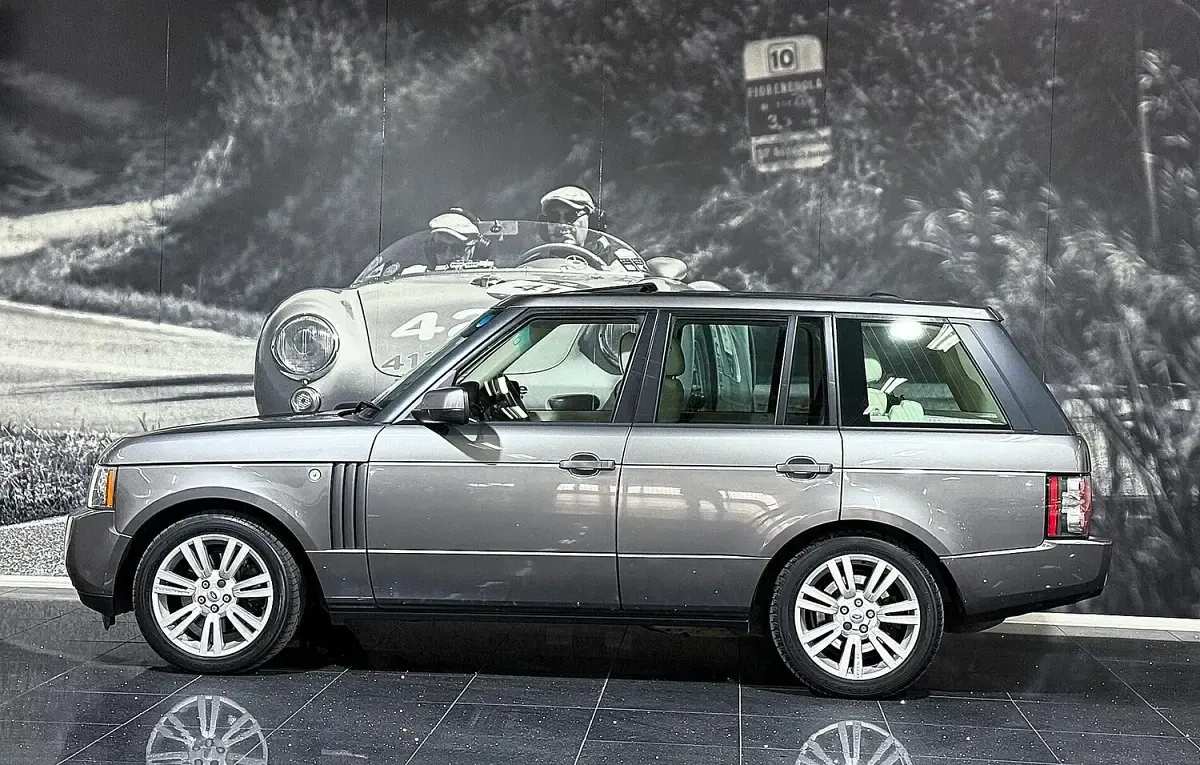 Used Land Rover Range Rover Vogue 271 HP (199 kW) 2010 Grey SUV