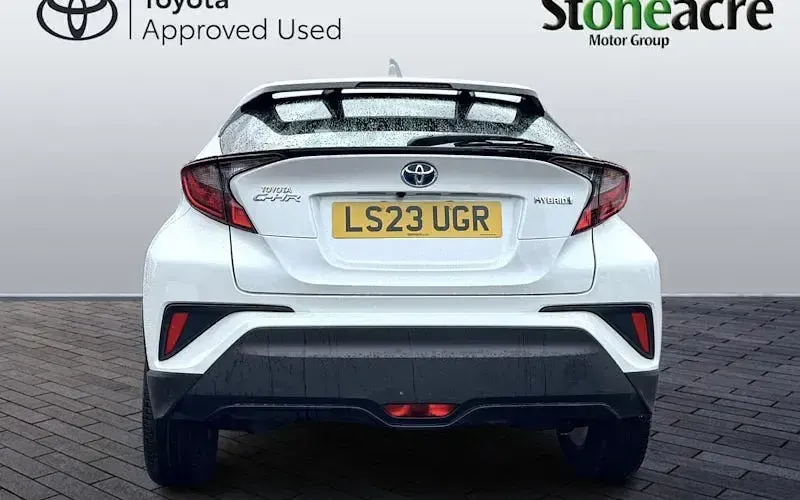 Used Toyota C-HR 140 HP (102 kW) 2026 SUV