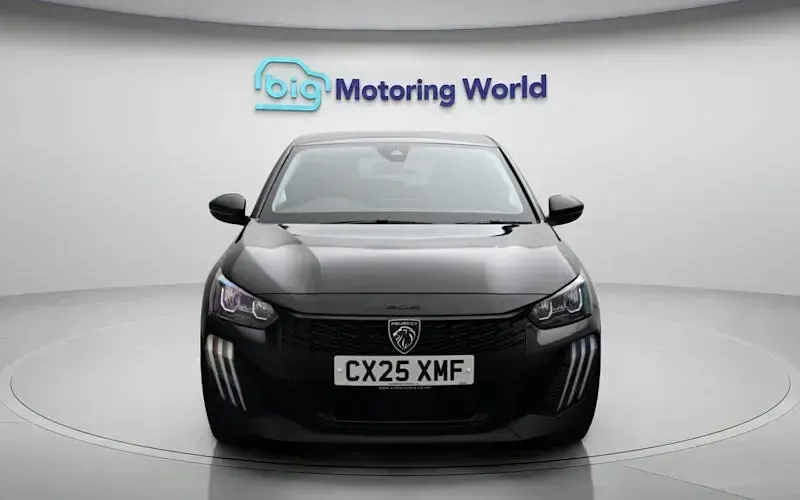 Used Peugeot 208 Allure 102 HP (75 kW) 2025 Black Hatchback