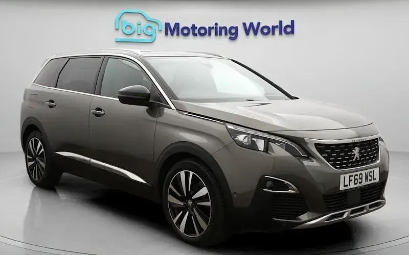 Used Peugeot 5008 Premium 131 HP (96 kW) 2019 SUV