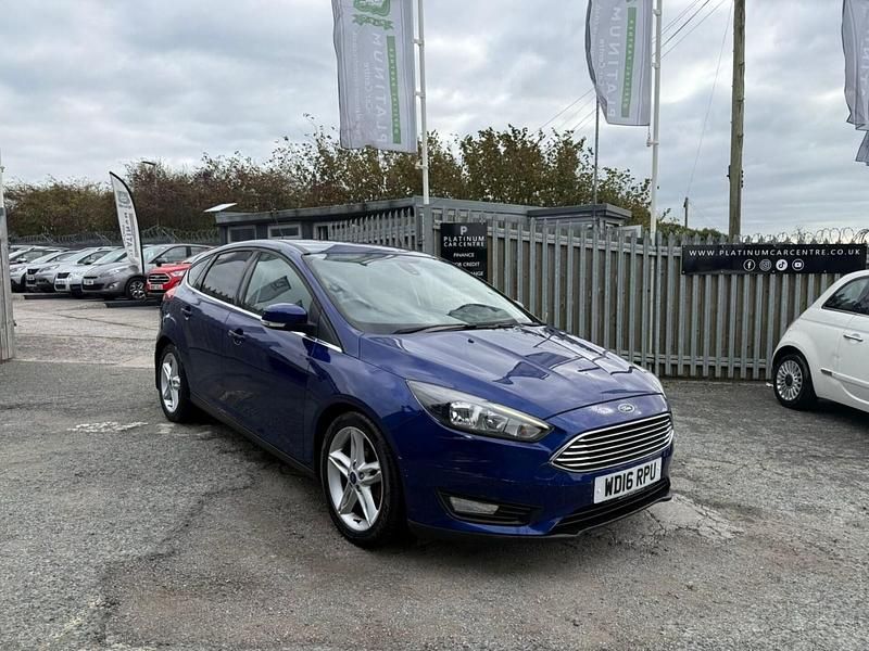 Blue Used 2016 Ford Focus Zetec Hatchback | £5,495 (Fair price) - Image 1/4