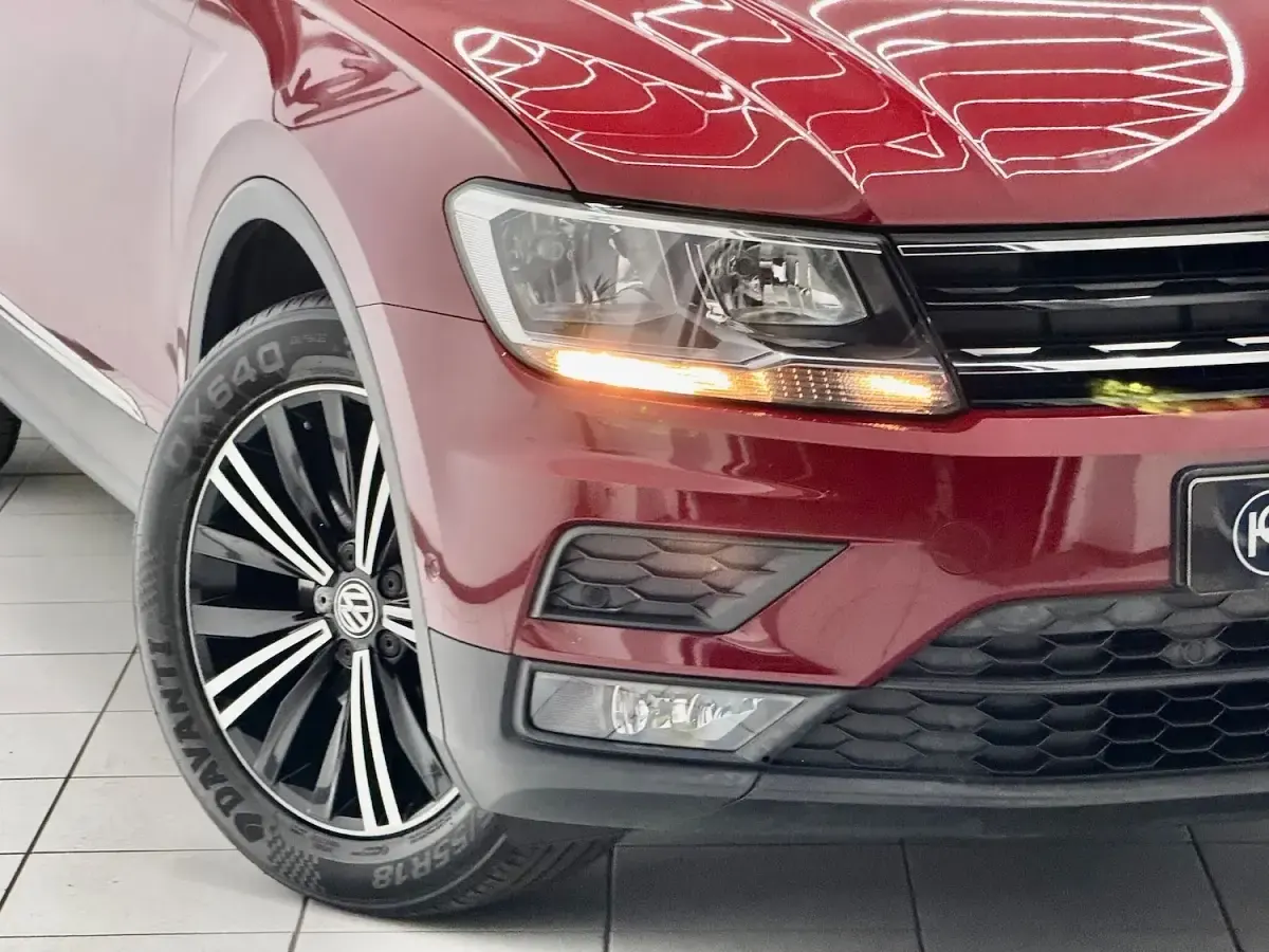 Used VW Tiguan SE 147 HP (108 kW) 2018 Red SUV