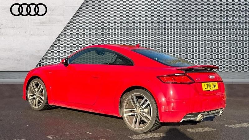 Used Audi TT S-Line 180 HP (132 kW) 2018 Red Coupe