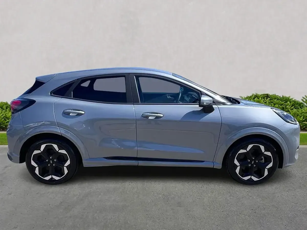 Used Ford Puma Premium 122 kW (167 HP) 2025 Silver SUV