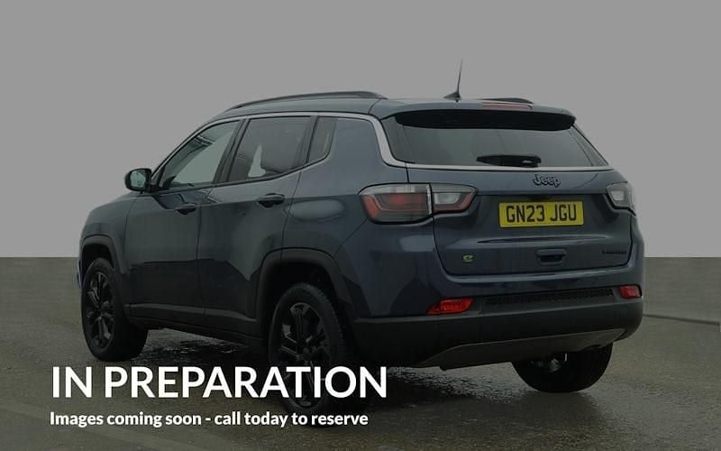 Begagnad Jeep Compass Limited 131 HK (96 kW) 2023 Blå SUV