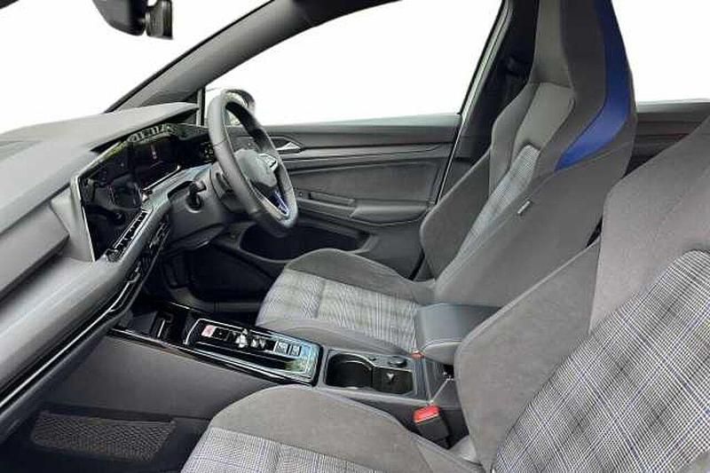 Used VW Golf VIII 245 HP (180 kW) 2025