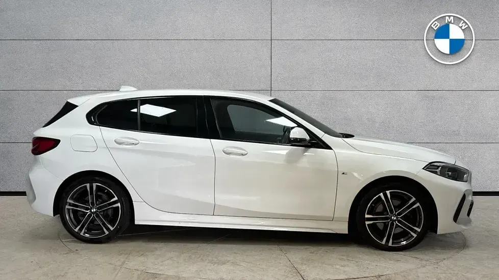 Used BMW 118 M Sport 134 HP (98 kW) 2023 White