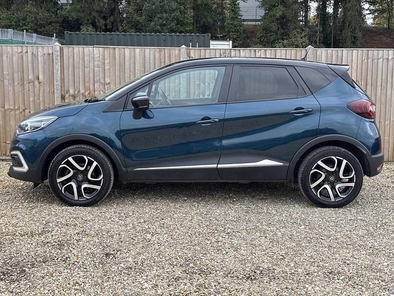 Second-hand Renault Captur Iconic 90 CP (66 kW) 2020 Albastru SUV