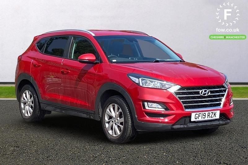 Red Used 2019 Hyundai Tucson SE SUV | £13,299 (Super price) - Image 1/3