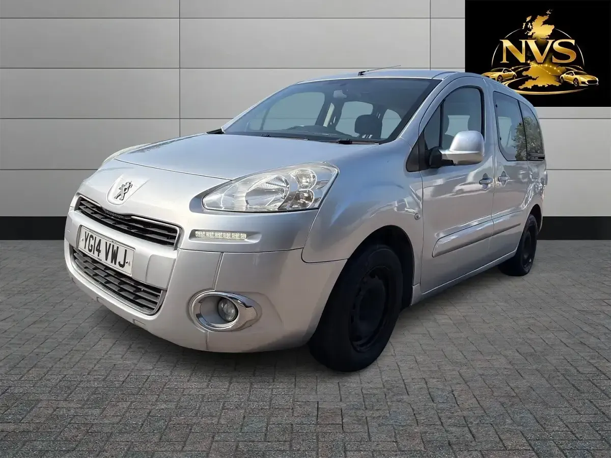 Used Peugeot TePee S 2014 Silver MPV
