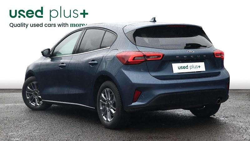 Used Ford Focus Titanium 125 HP (91 kW) 2022 Blue Hatchback