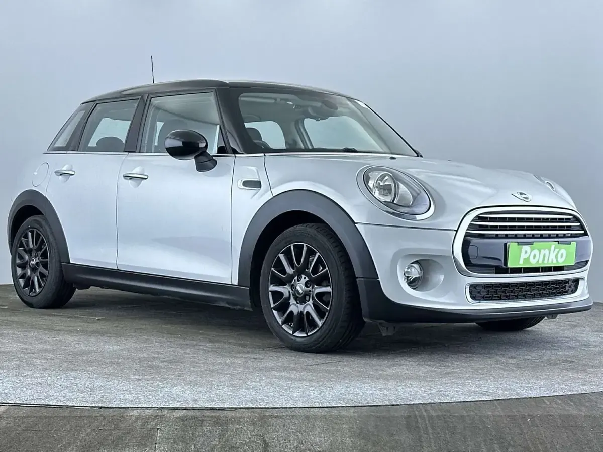 Used Mini Cooper Hatch 136 HP (100 kW) 2016 Hatchback