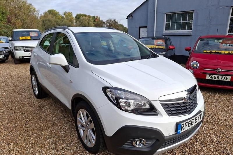 White Used 2017 Vauxhall Mokka S SUV | £9,295 (Fair price) - Image 1/1