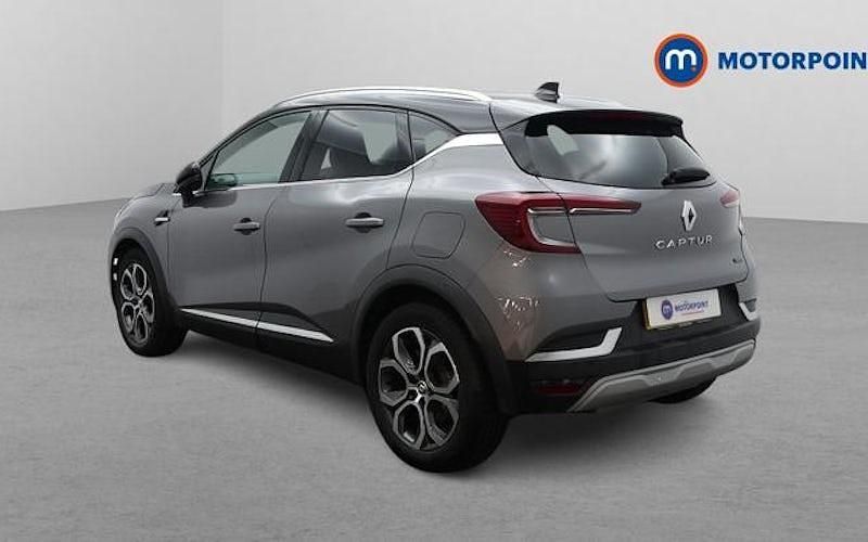 Used Renault Captur Techno 160 HP (117 kW) 2023 Grey/black SUV