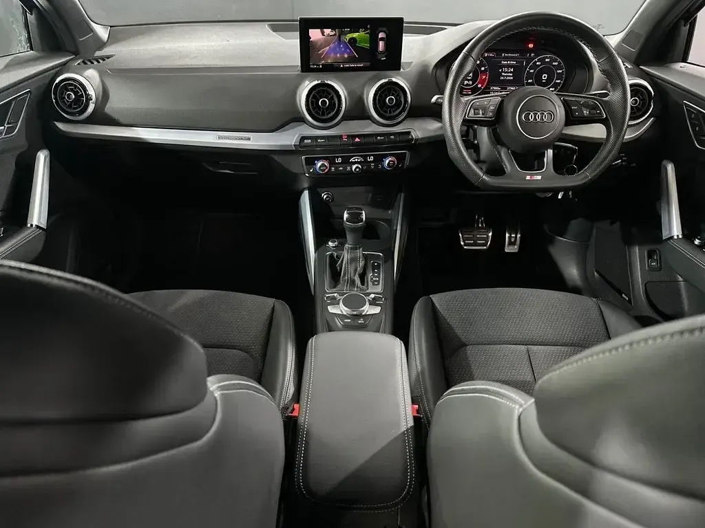 Used Audi SQ2 Black Edition 300 HP (220 kW) 2023 Grey SUV