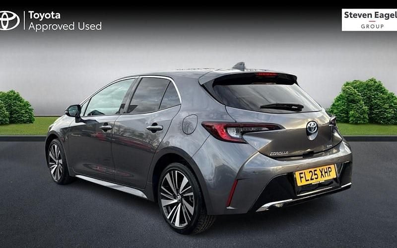 Used Toyota Corolla Design 140 HP (102 kW) 2026 Hatchback