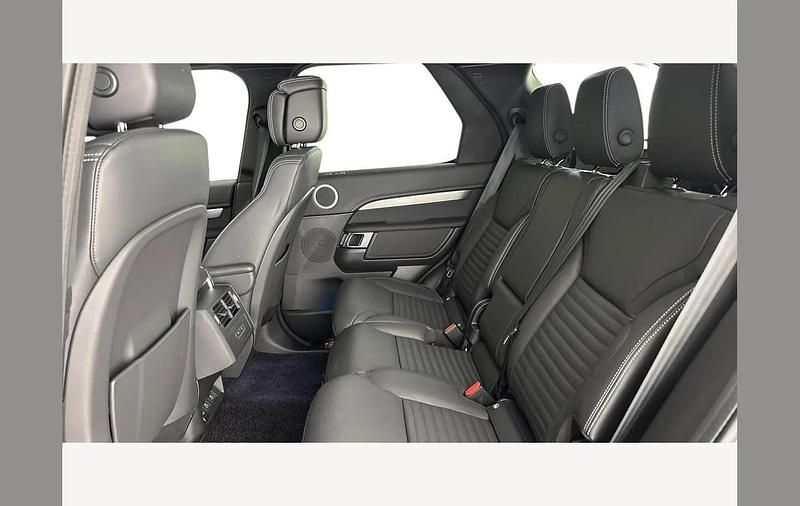 Used Land Rover Discovery 5 HSE Dynamic 350 HP (257 kW) 2026 Eiger grey SUV