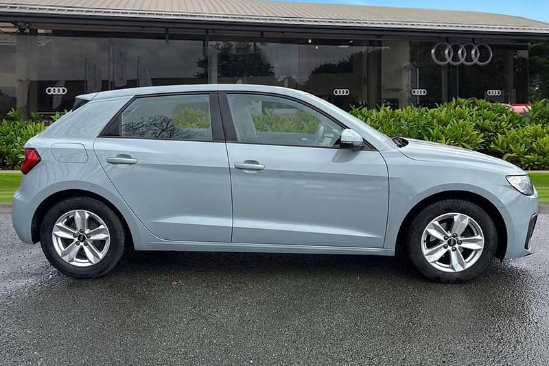 Used Audi A1 Design 95 HP (69 kW) 2022 Grey SUV