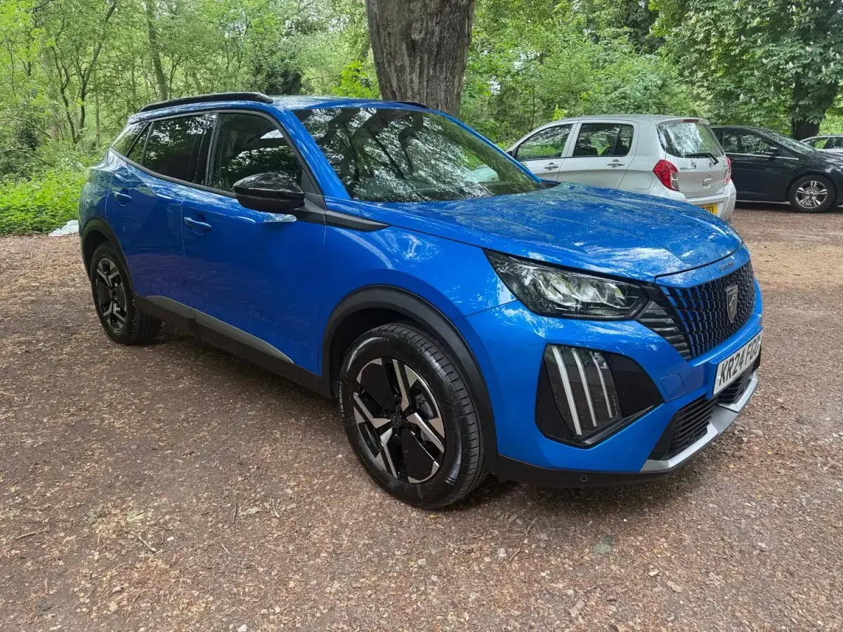 Usado Peugeot 2008 Allure 2024 Azul SUV
