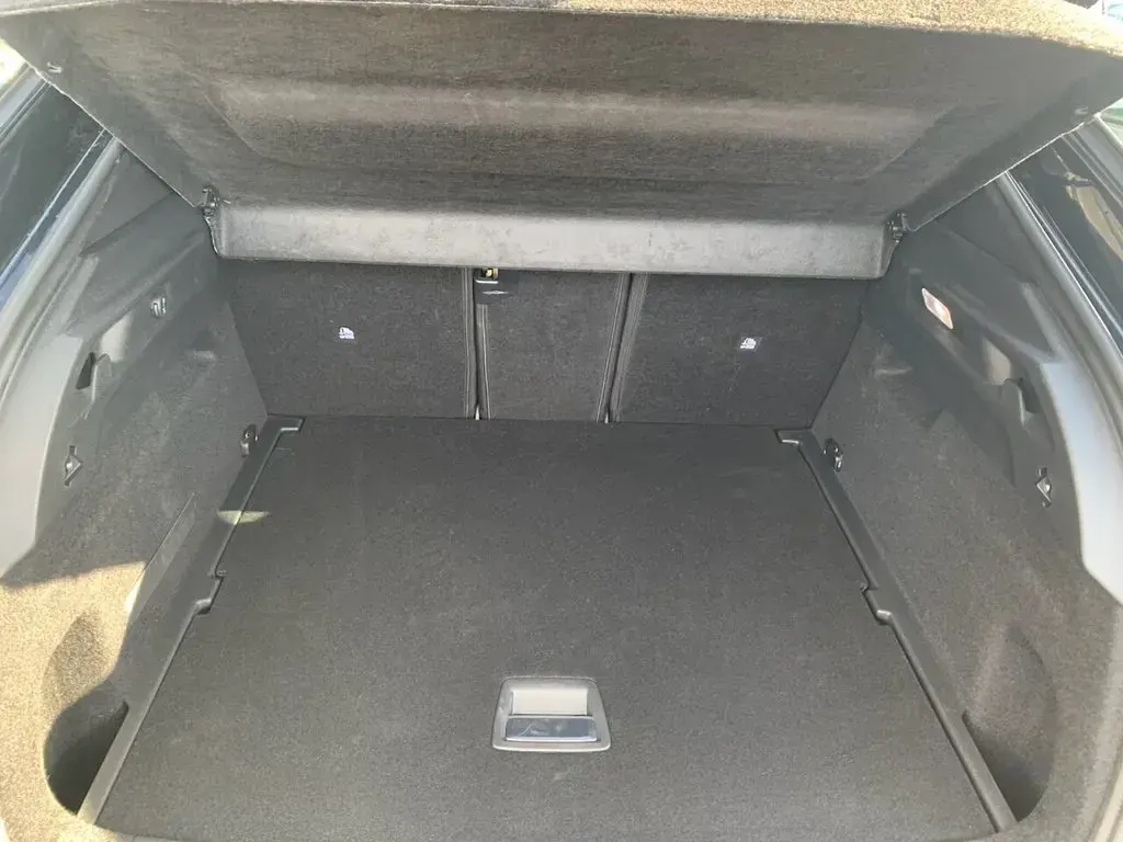 Used Peugeot 3008 GT 136 HP (100 kW) 2024 Black SUV