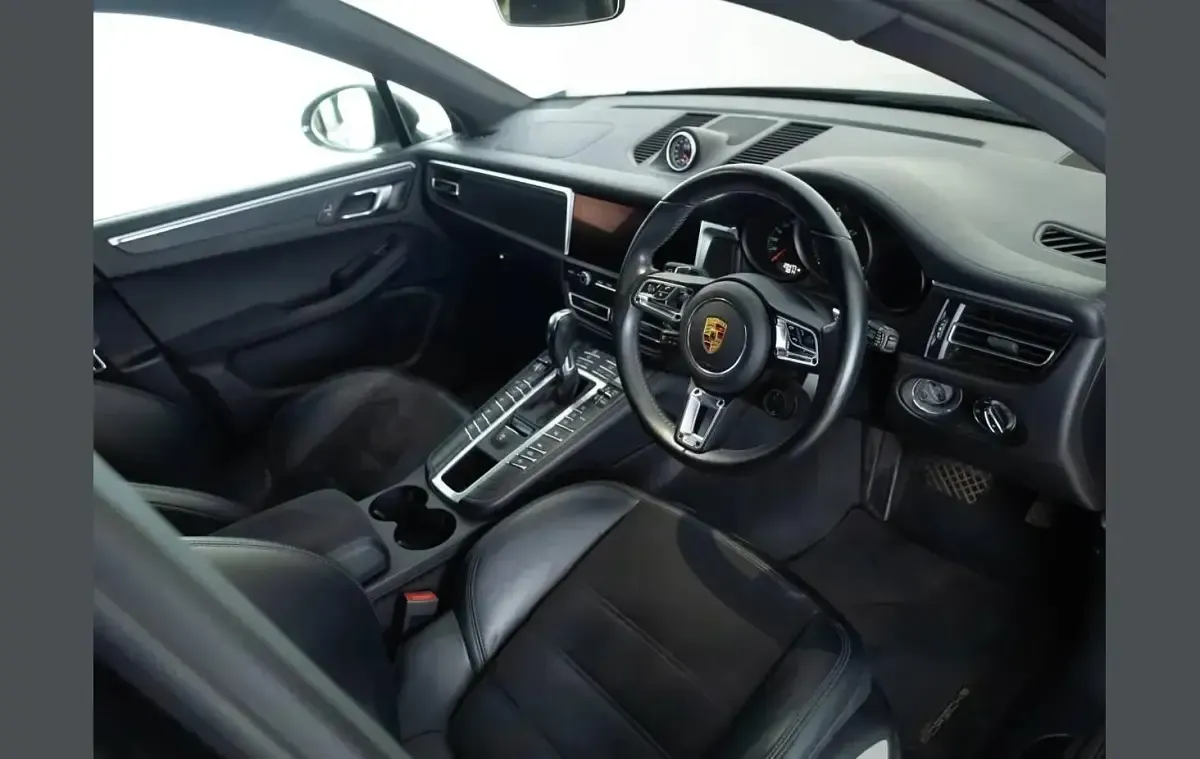 Used Porsche Macan GTS 374 HP (275 kW) 2021 Grey SUV