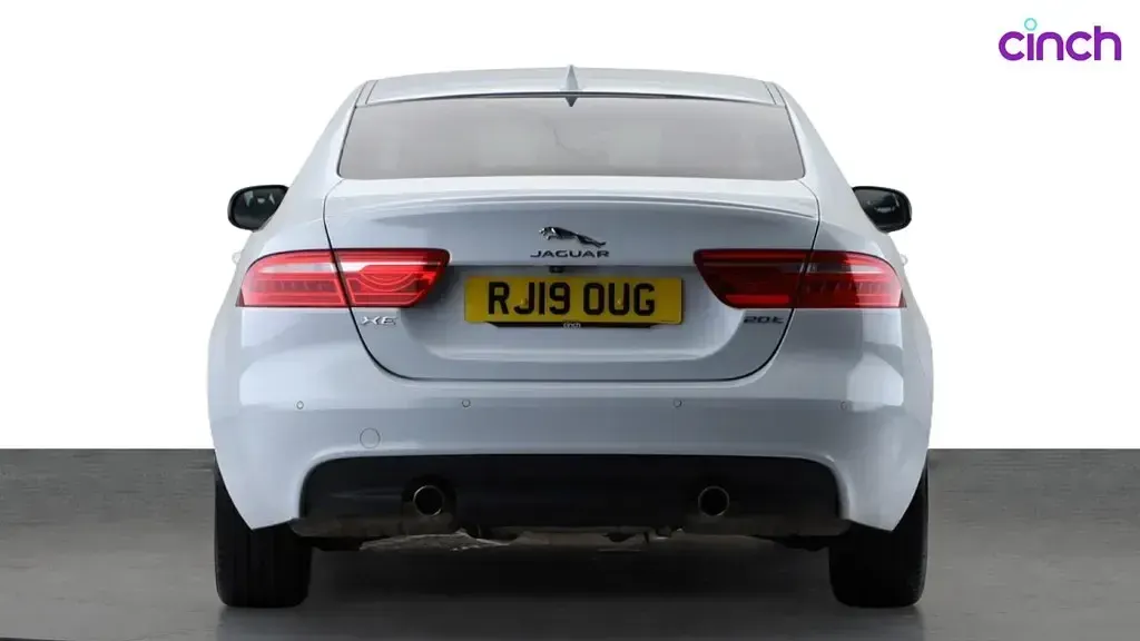 Used Jaguar XE 2019 White Sedan