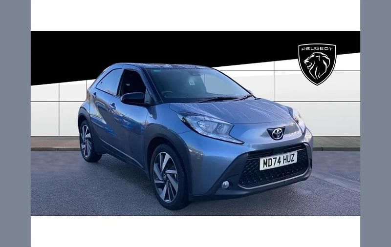 Used Toyota Aygo X 71 HP (52 kW) 2025 Grey SUV