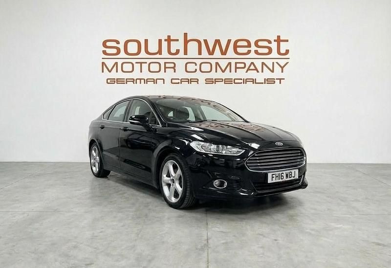 Used Ford Mondeo Titanium 180 HP (132 kW) 2016 Black Hatchback