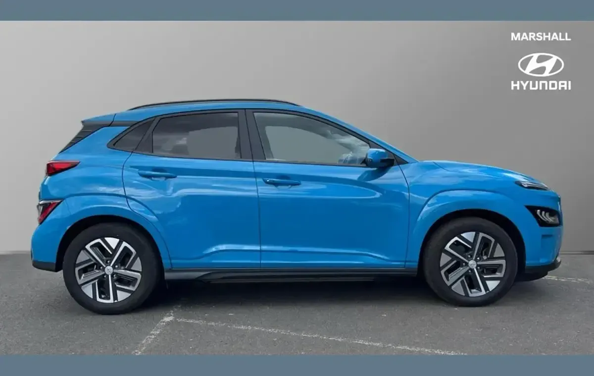 Used Hyundai Kona Premium 100 kW (136 HP) 2022 Blue SUV