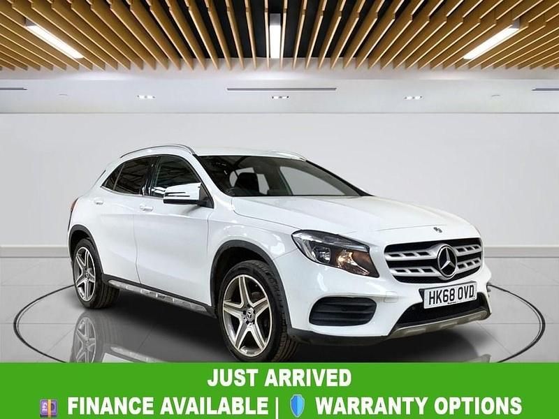 Used Mercedes GLA200 AMG line 156 HP (114 kW) 2018 White SUV