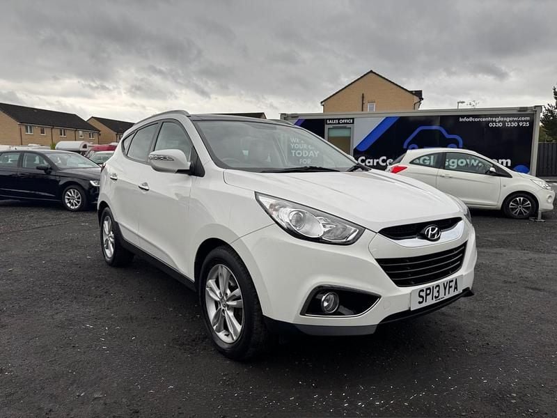 White Used 2013 Hyundai ix35 Premium SUV | £4,295 (Fair price) - Image 1/4